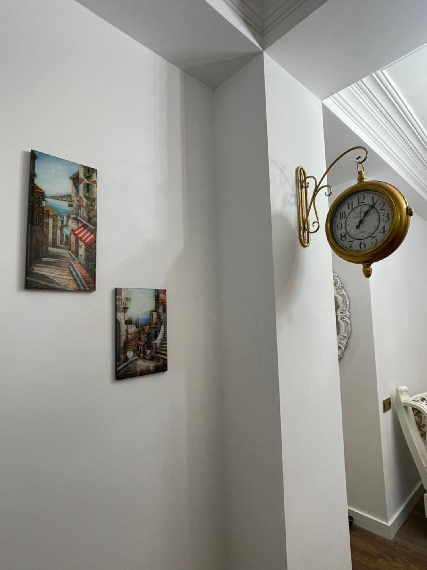 Picasso Apartment Koutaïssi Extérieur photo